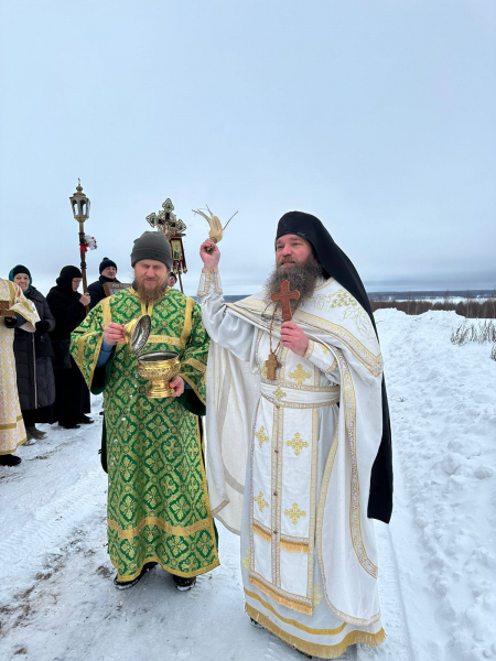 Престольный праздник на Никола-Мере